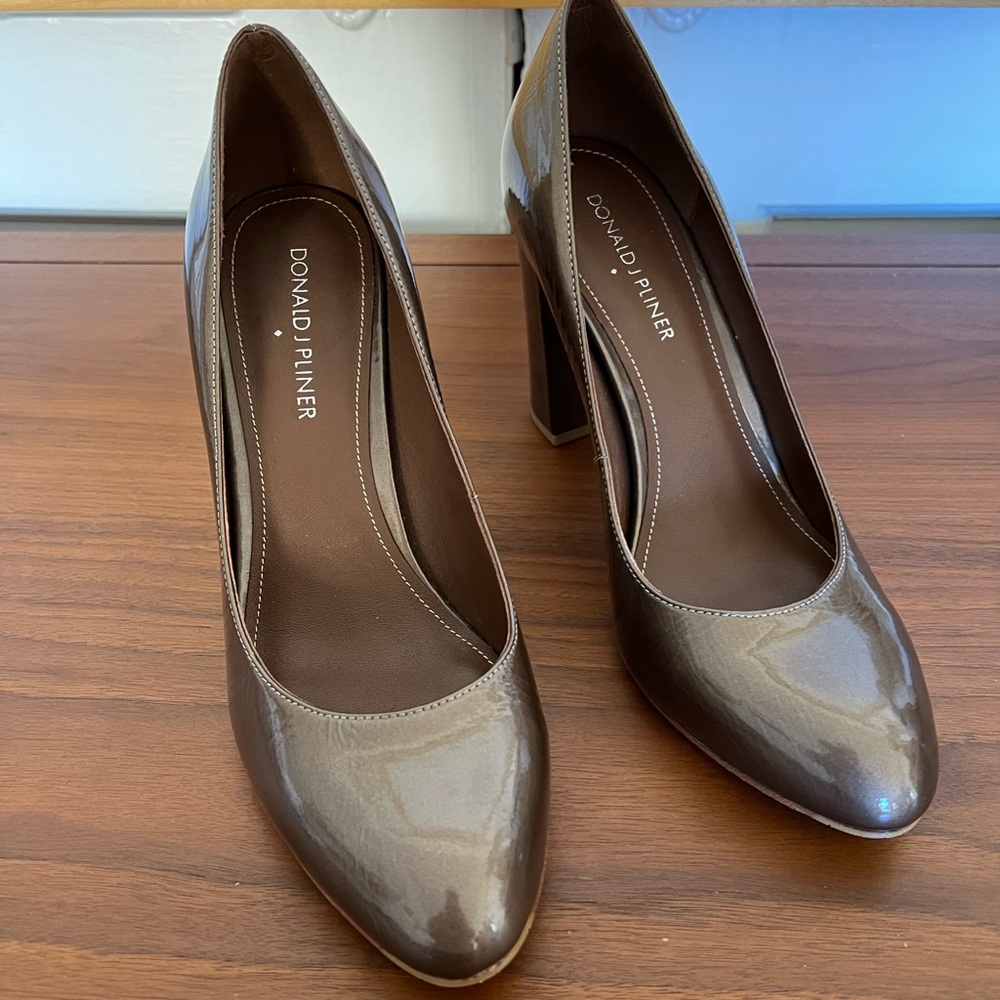 Donald J. Pliner block heel pumps